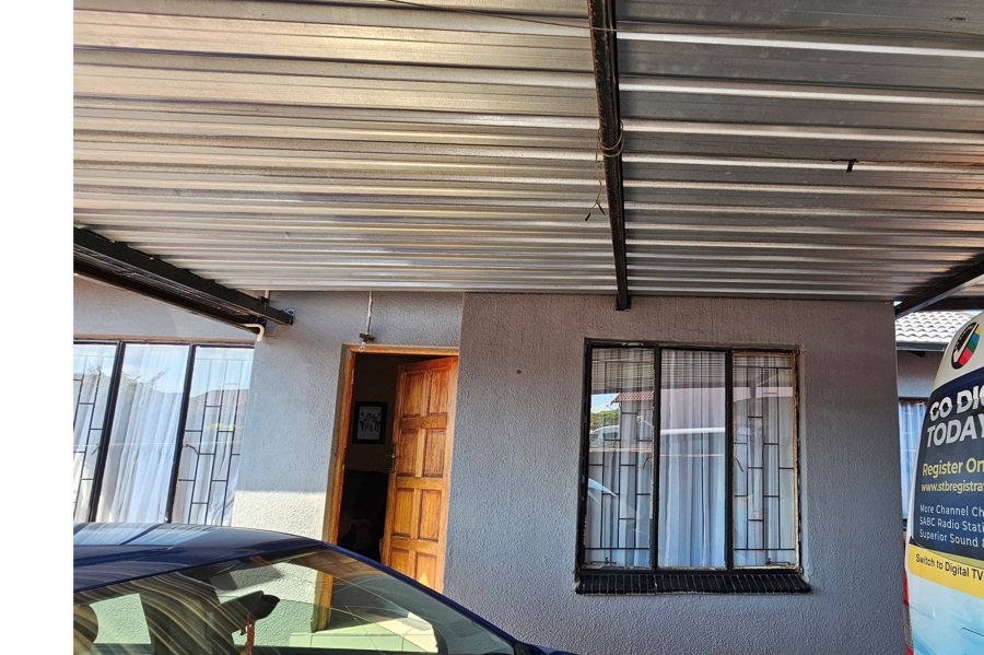 2 Bedroom Property for Sale in Tlhabane West North West